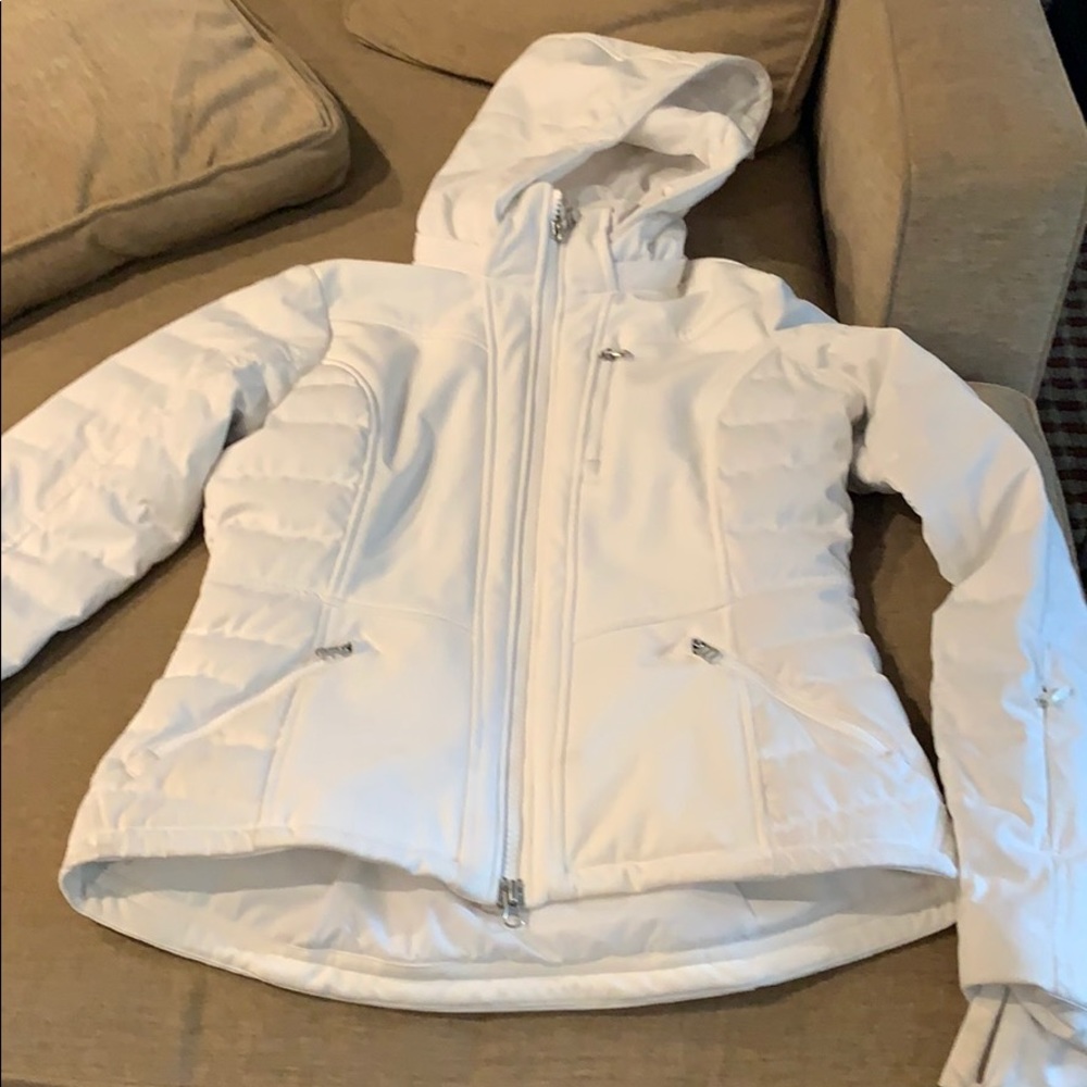 Women’s ski jacket worn a couple of times